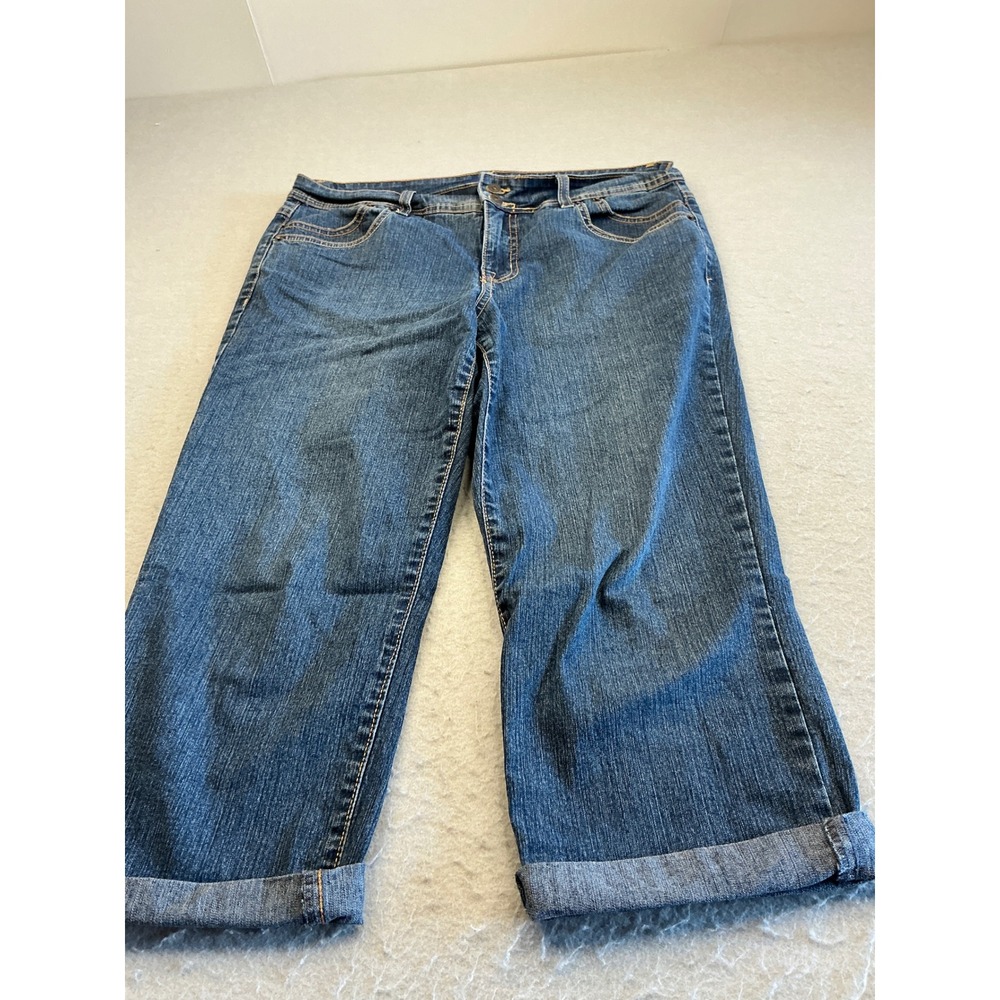 Bandolinoblu Denim Capri Jeans Cuffed Medium Wash Size 10 Casual Stretch Cropped
